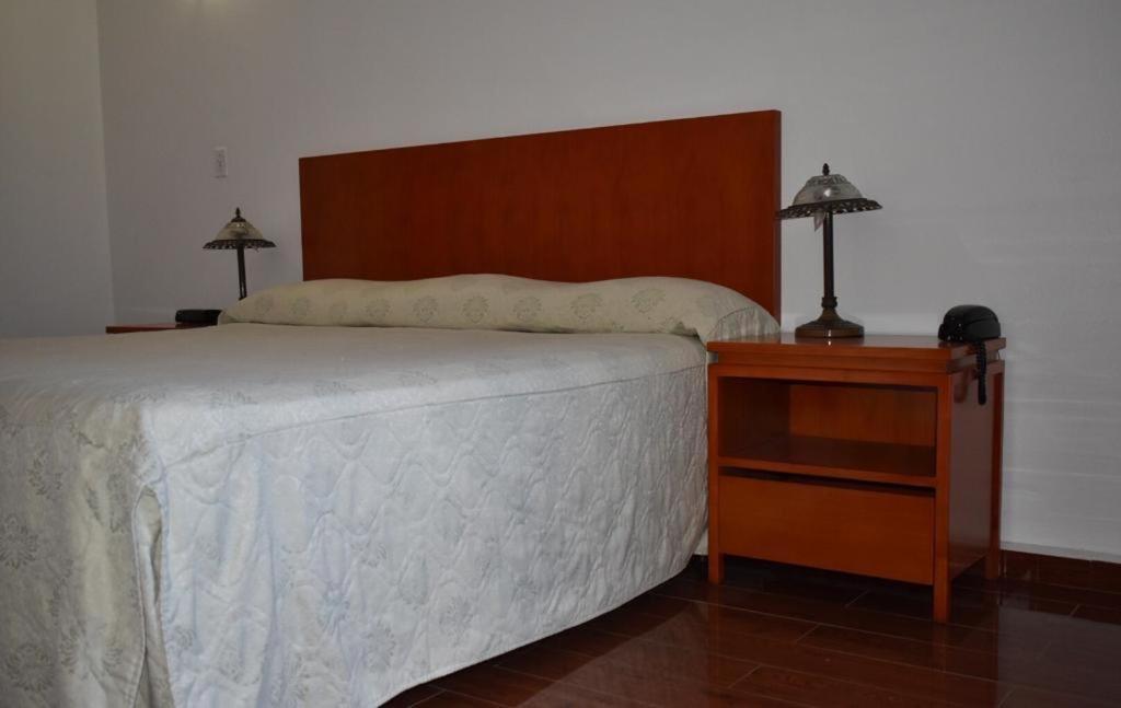 Travel Inn Hotel Simpson Bay Ngoại thất bức ảnh